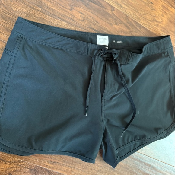 Prana • Schaffie Black Swim Board Short Velcro Fly Waist Sz XL Quick Dry Stretch - Picture 5 of 7